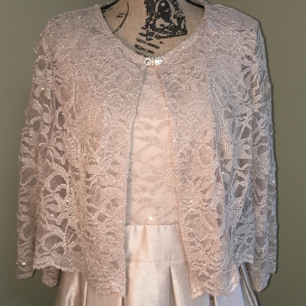 Formal Dress - Picture 5 of 5